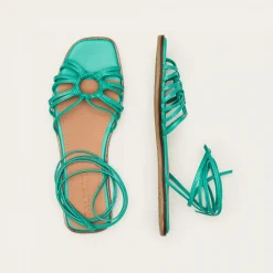 Amfi Sandaly, Jaskrawy Zielony