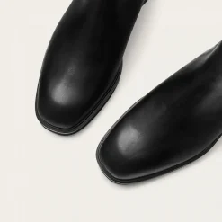 Arava Sztyblety, Czarny Rustykalny