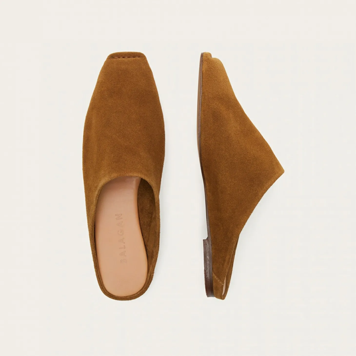 Bayit Klapki, Karmelowy Welur