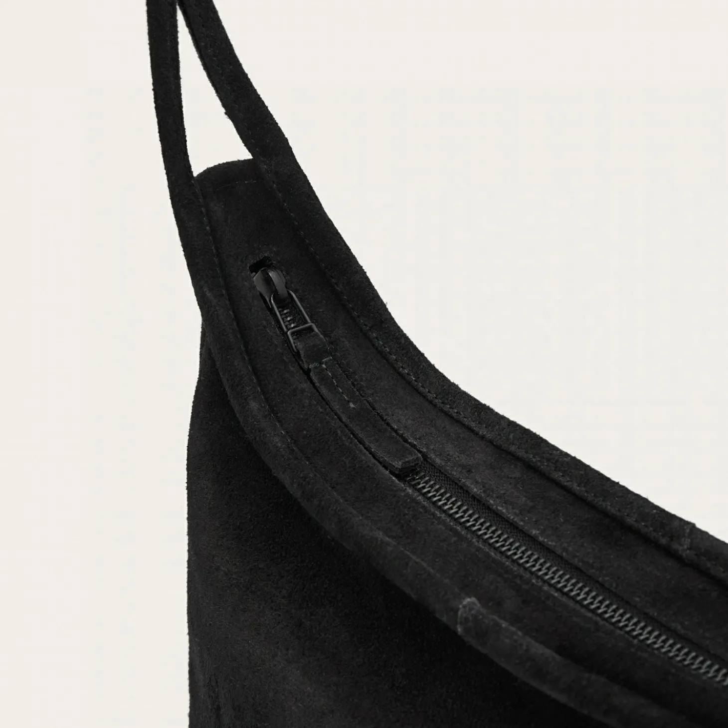 Beatrice Torebka M, Czarny Welur