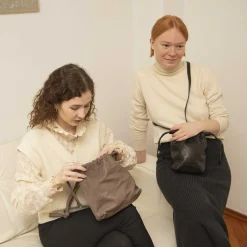 Dima Torebka M, Dymny