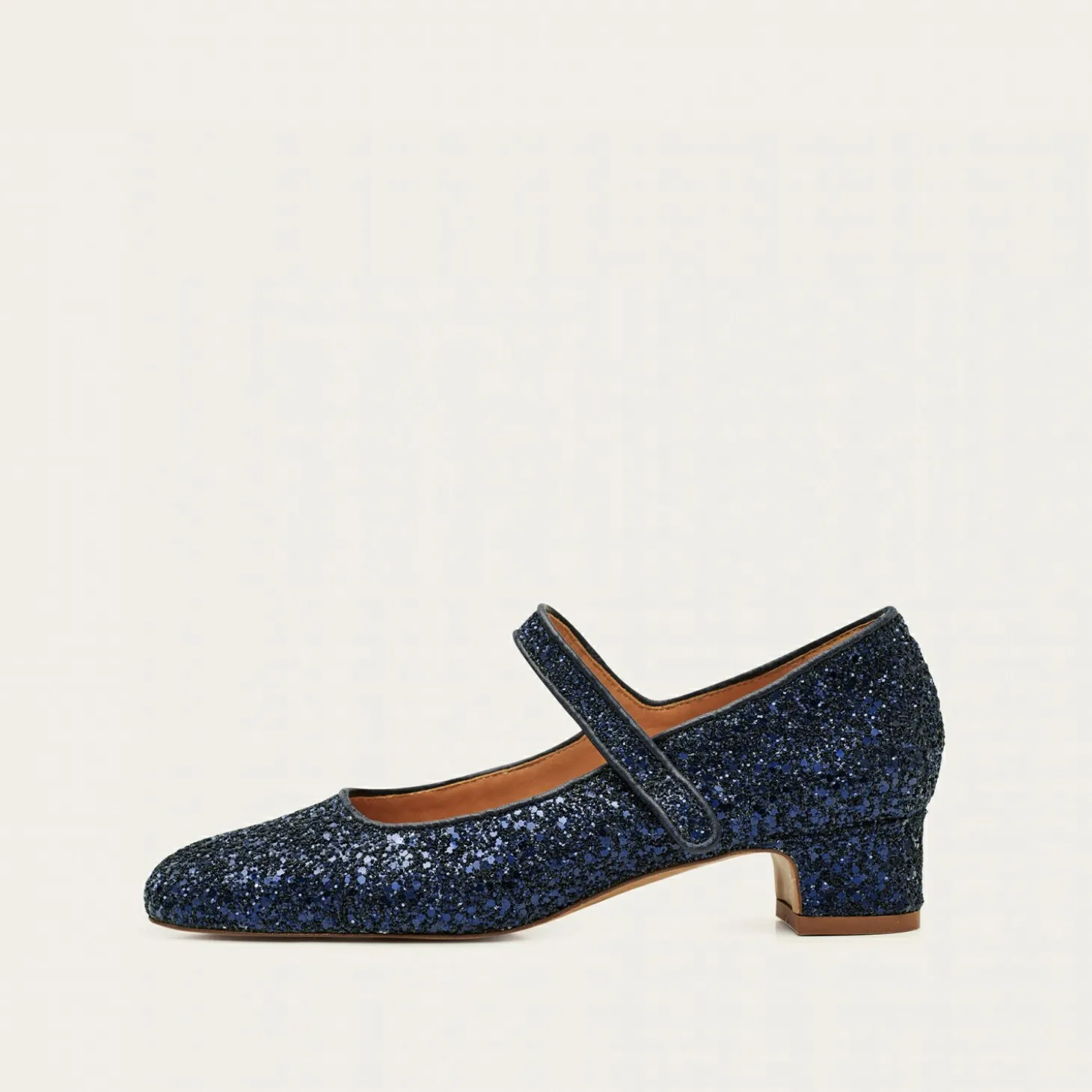 Dora Czółenka Na Niskim Obcasie, Granatowy Brokat