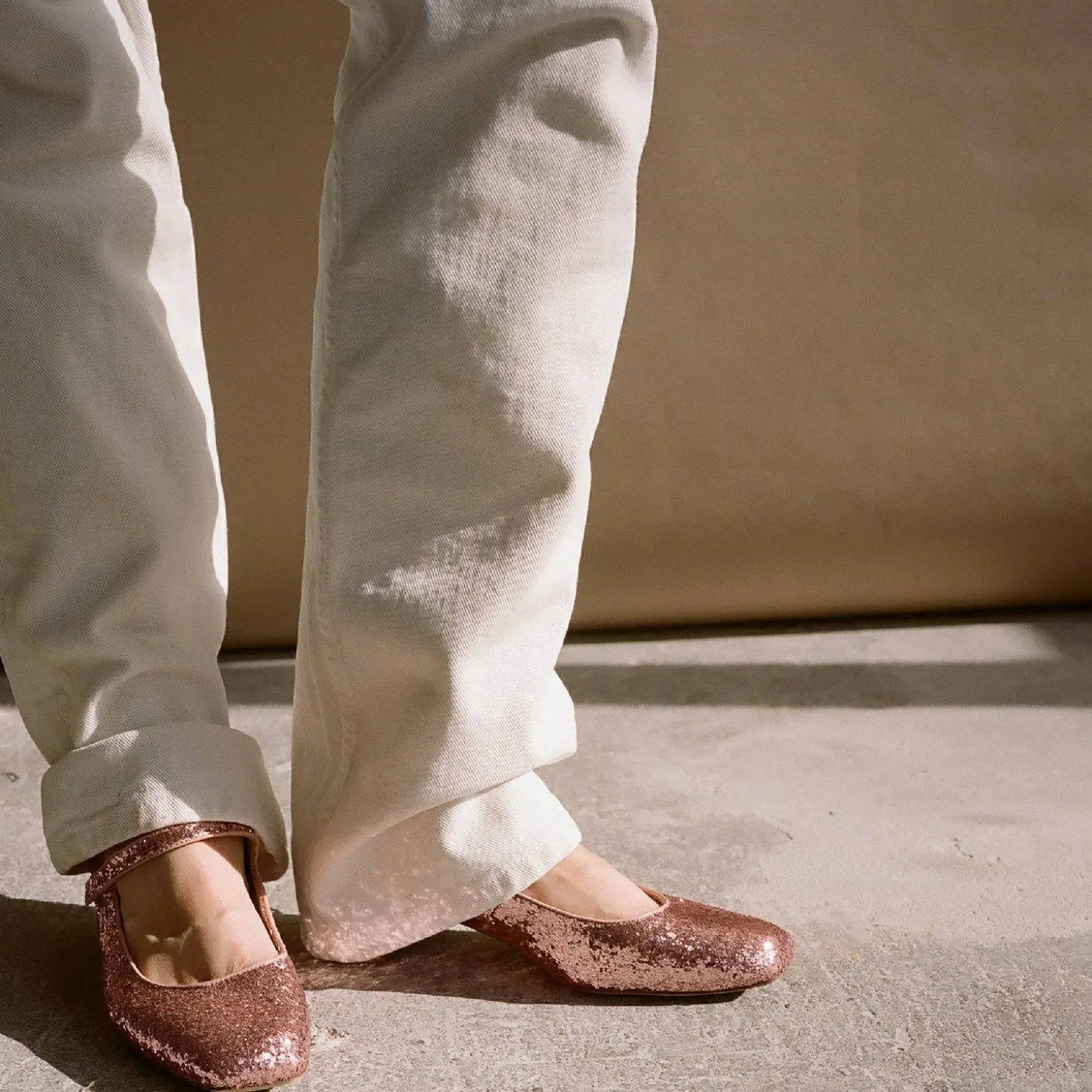 Dora Czółenka Na Niskim Obcasie, Pudrowy Brokat