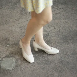 Dvora Czółenka, Kremowy