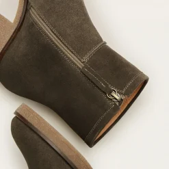 Ejtan Botki, Dymny Welur