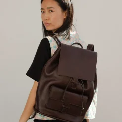 Gav Plecak, Ciemny Braz