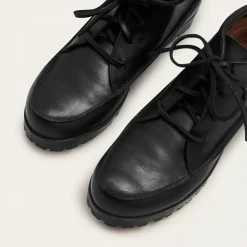 Geva Botki, Czarny Rustykalny