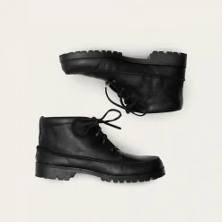 Geva Botki, Czarny Rustykalny