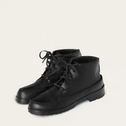 Geva Botki, Czarny Rustykalny