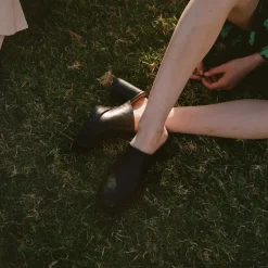 Gloria Klapki, Czarny