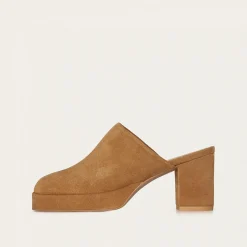 Gloria Klapki, Karmelowy Welur