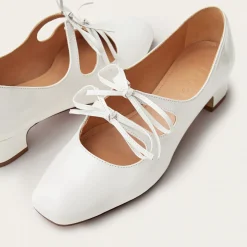 Greta Czółenka, Bialy Polysk