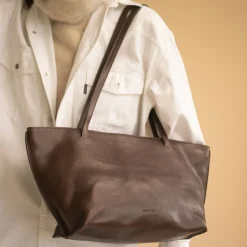 Ishti Torebka, Ciemny Braz