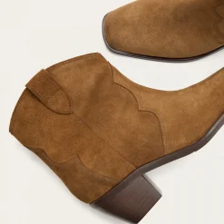 Jesse Kowbojki, Ziemisty Welur