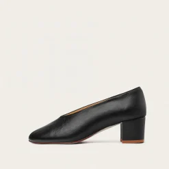 Leilot Czółenka, Czarny