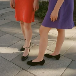 Lenu Czółenka, Czarny Zamsz