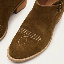 Liat Botki, Ziemisty Welur