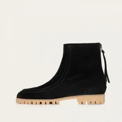 Moten Botki, Czarny Welur