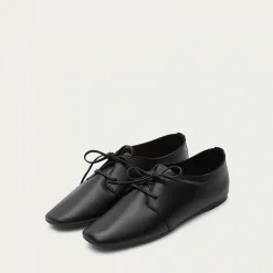 Notza Półbuty, Czarny