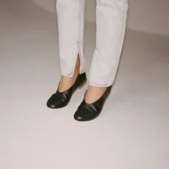 Opera Baleriny, Czarny