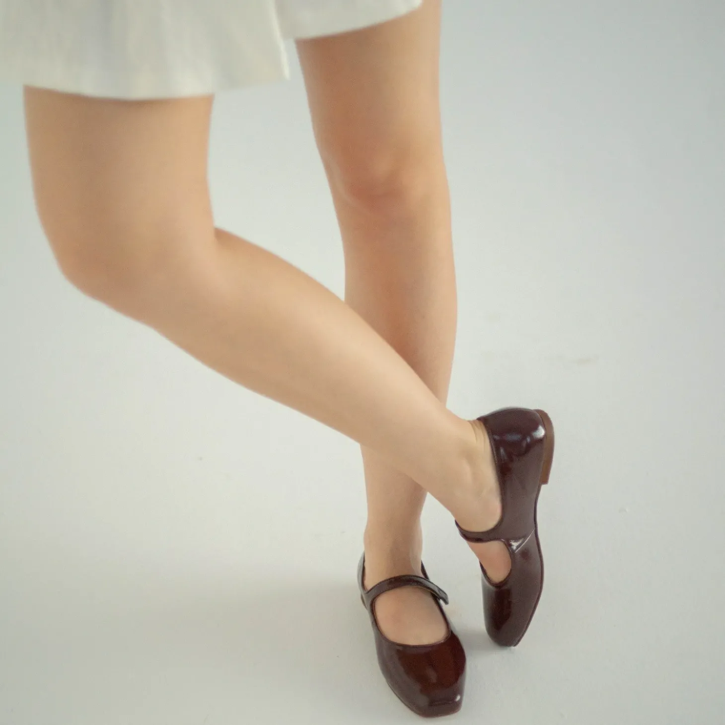 Pass Baleriny, Bordowy Polysk