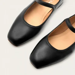 Pass Baleriny, Czarny