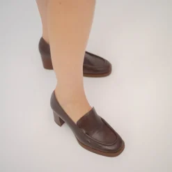 Patrizia Czółenka, Ciemny Braz