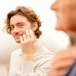 Pierscionek Z Dwoma Kulkami