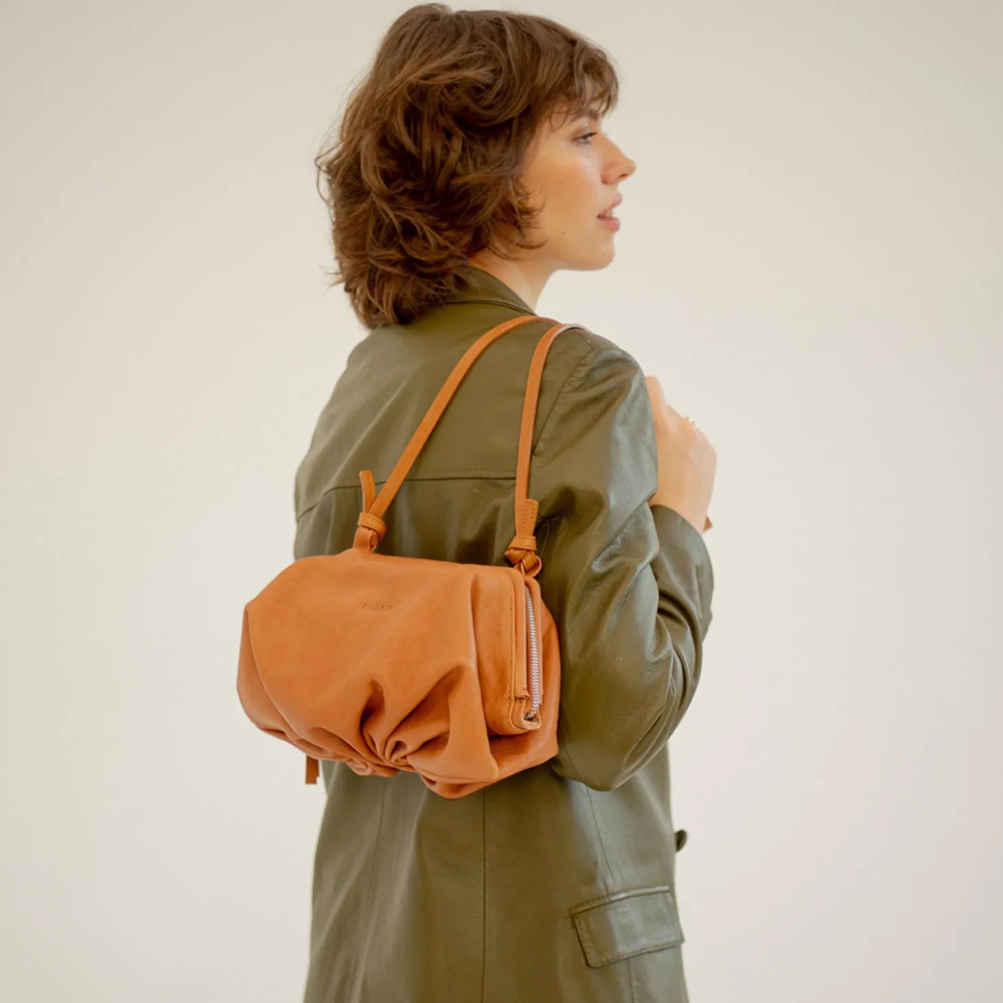 Plis Torebka, Karmelowy