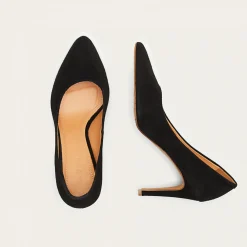 Rita Szpilki, Czarny Zamsz