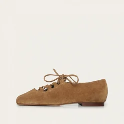 Roma Baleriny, Karmelowy Welur