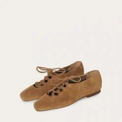 Roma Baleriny, Karmelowy Welur