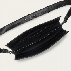 Sahar Torebka, Czarny Blysk