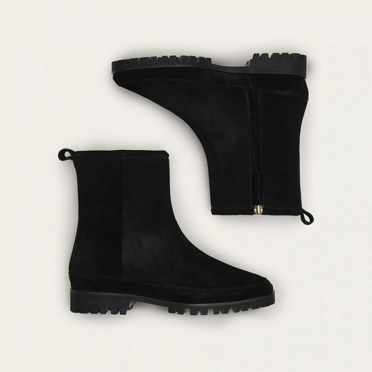 Saviv Botki, Czarny Welur