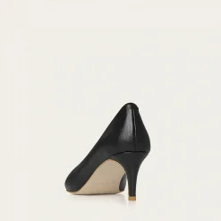 Schpitz Czółenka, Czarny