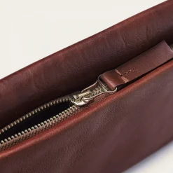 Shuk Torebka, Ciemny Braz