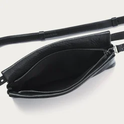 Shuk Torebka, Czarny