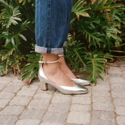 Sira Czółenka, Srebrny