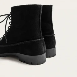 Tefer Botki, Czarny Welur