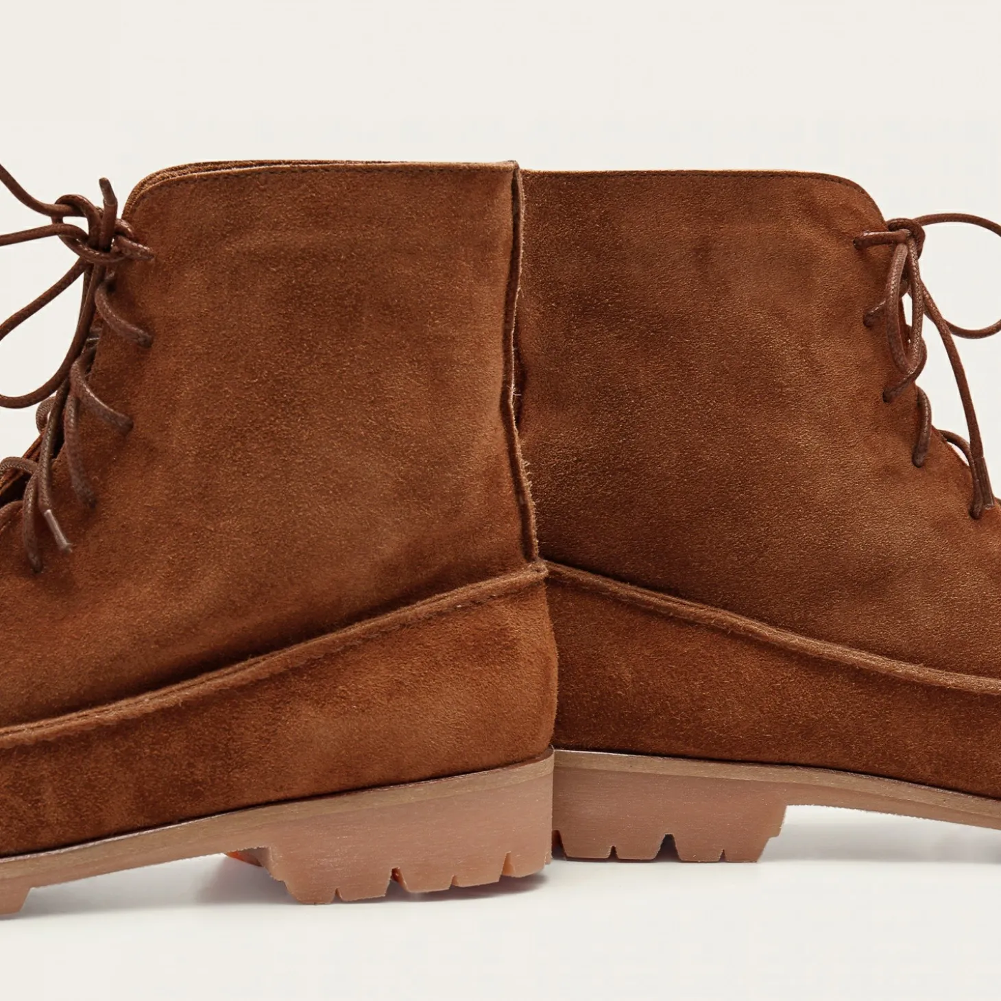 Tefer Botki, Rudy Welur