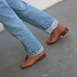 Tzava Botki, Brudny Roz Nubuk