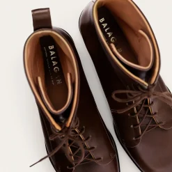 Tzava Botki, Ciemny Braz