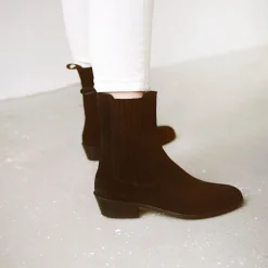 Ukaf Botki, Czarny Zamsz