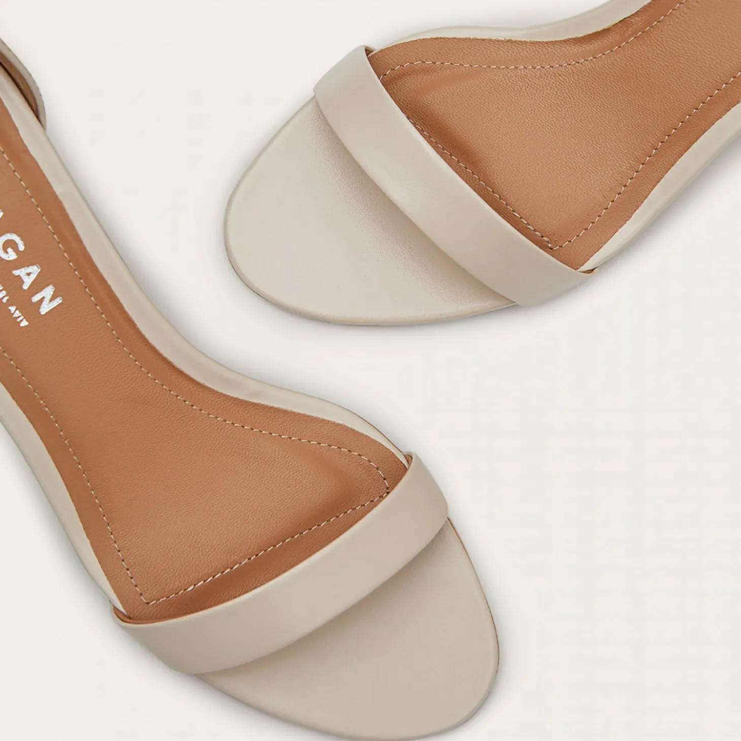 Ulam Sandaly, Kremowy